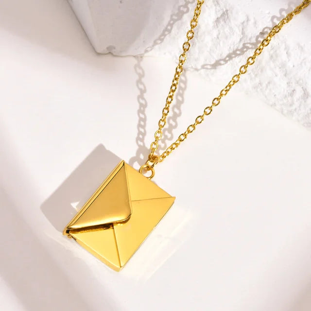 Colar Cartas do amor personalizável - Grave a frase que desejar no pingente - Em aço inoxidável - PROMOÇÃO ESPECIAL DE NATAL 50% OFF + Frete Grátis!
