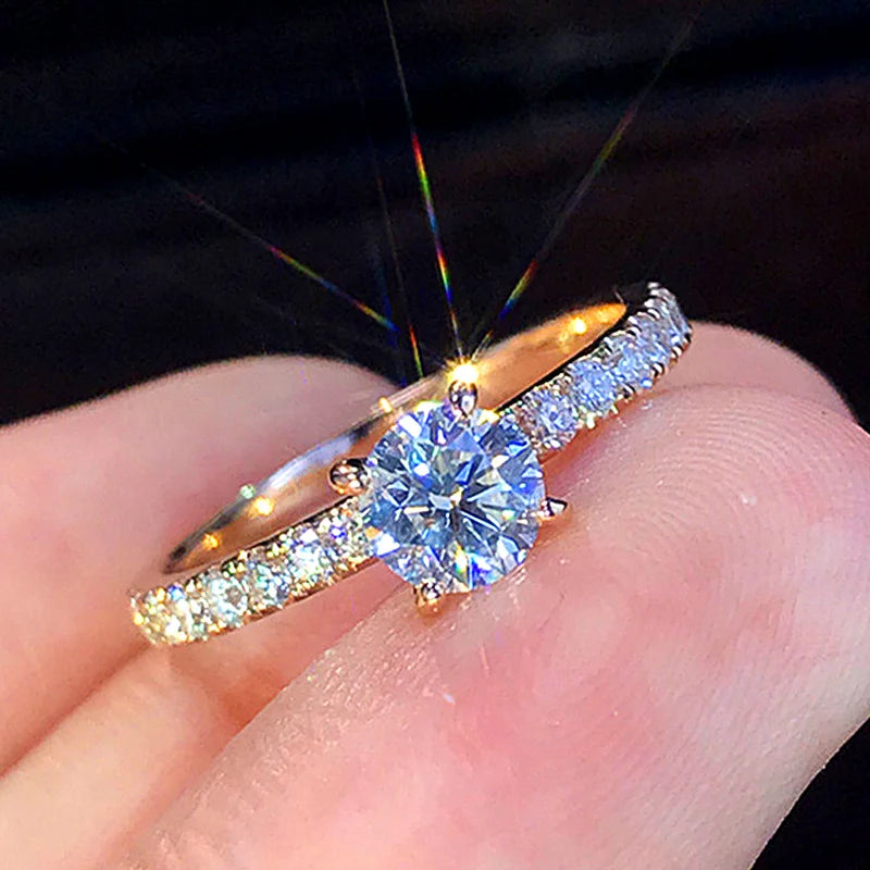Anel Brilho Eterno – Luxo, Elegância e Sofisticação