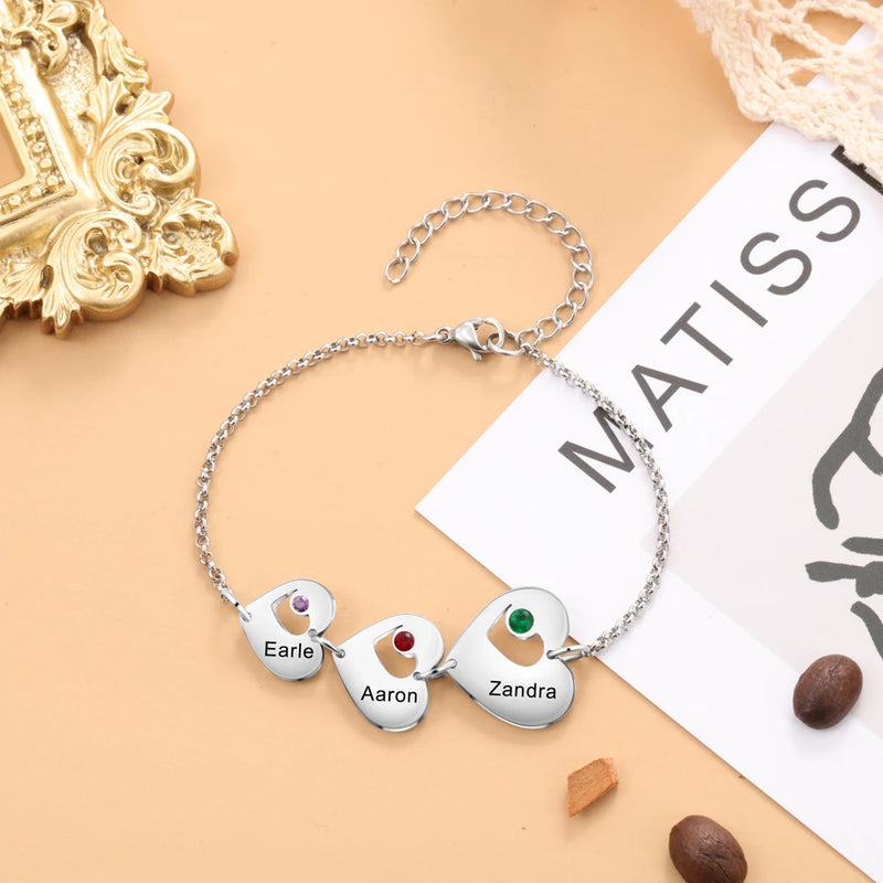 Pulseira Corações de família Personalizável - Em aço inoxidável - Nomes Gravados a Laser