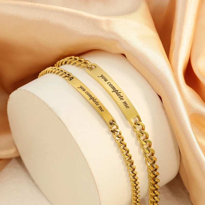 Par de pulseiras para casal personalizadas com nome