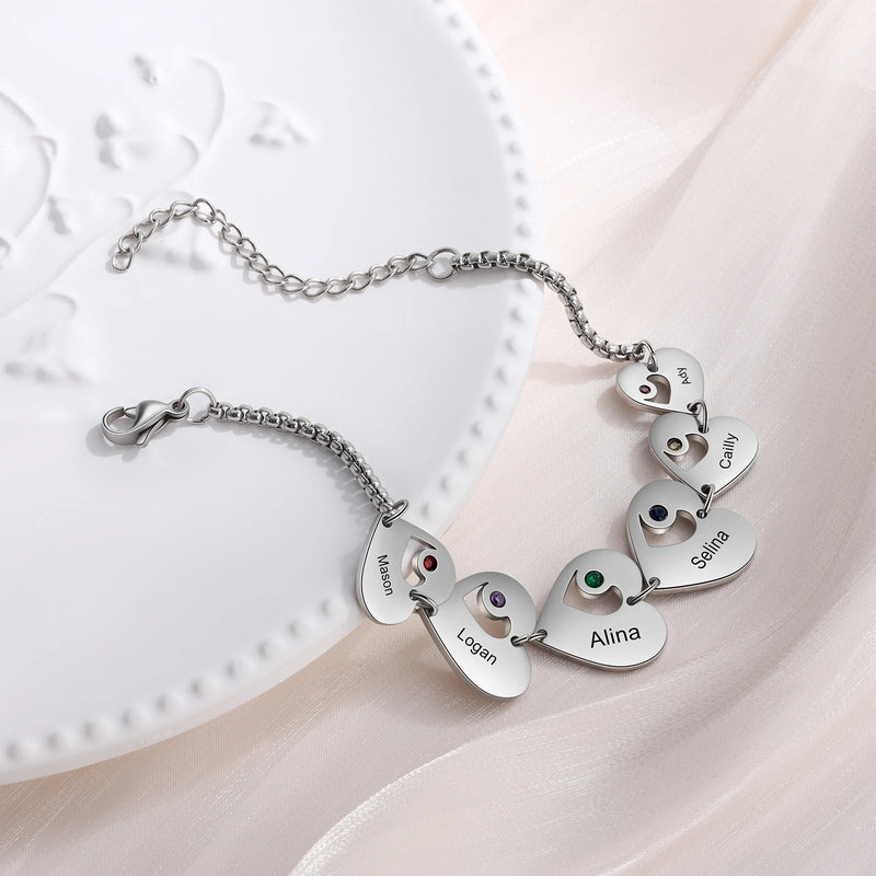 Pulseira Corações de família Personalizável - Em aço inoxidável - Nomes Gravados a Laser